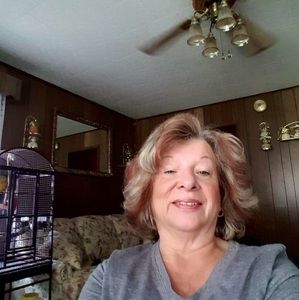 Meet your Posher, Pauline